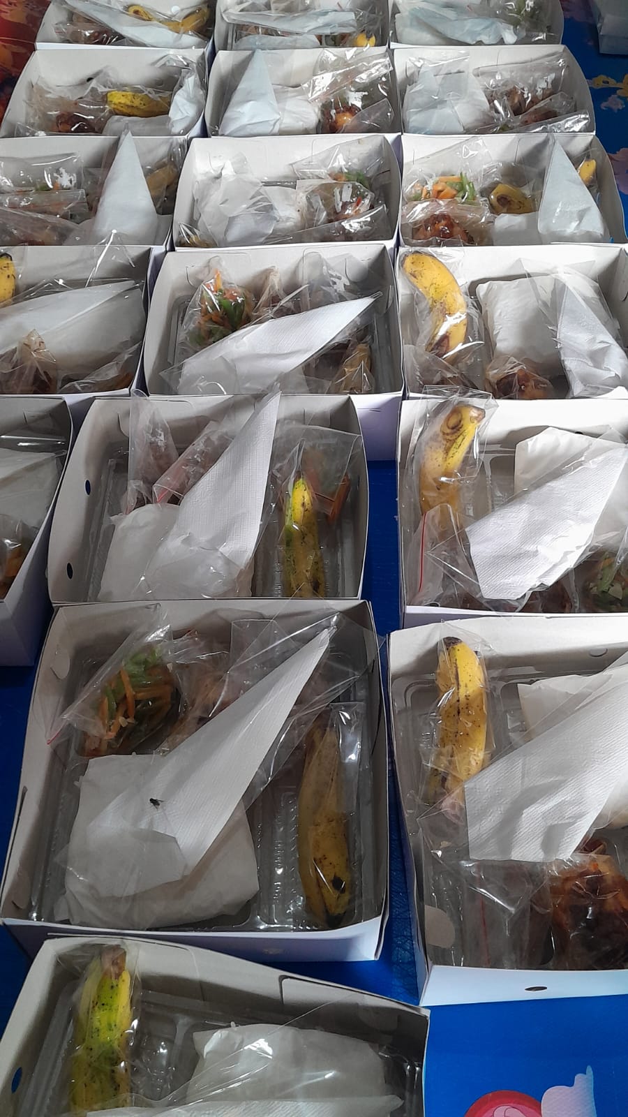Paket nasi box ayam bakar