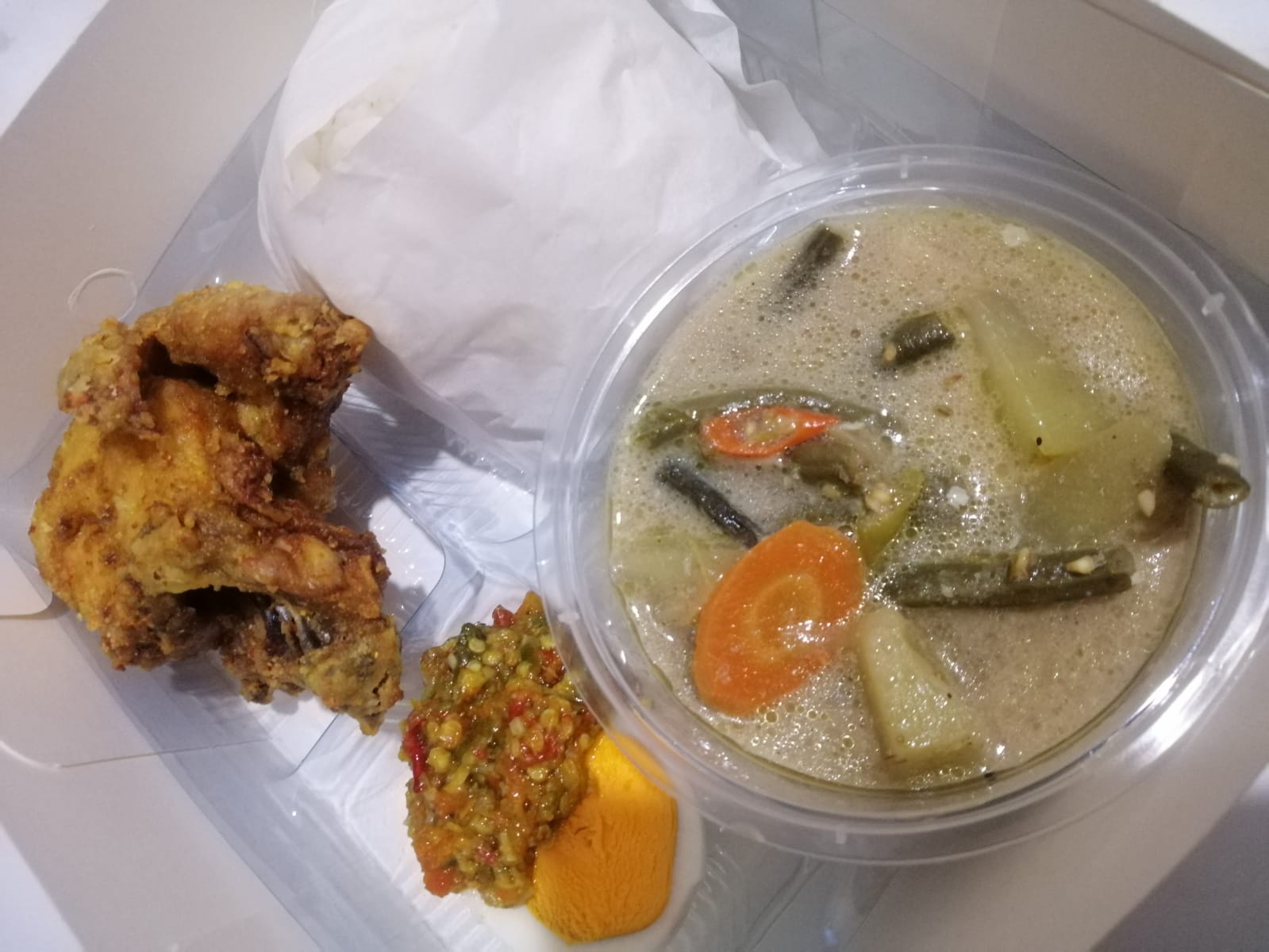 Paket Nasi Sayur Telur Sambel