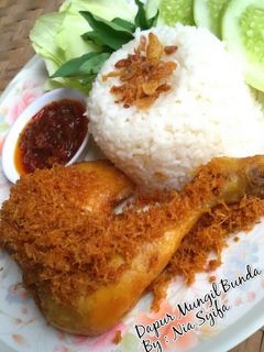 Nasi Ayam Serundeng