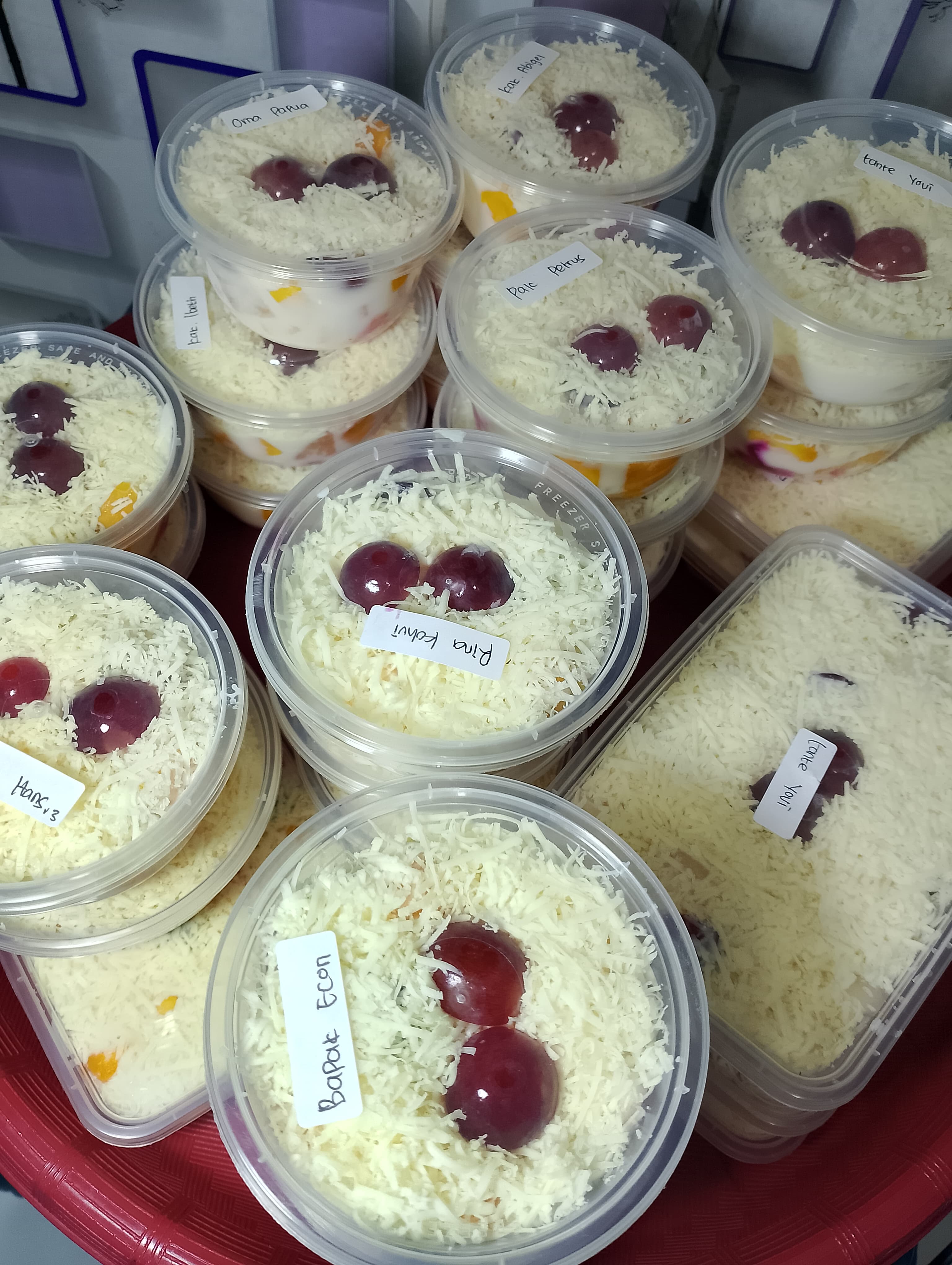 Salad Buah Sedang 400 ml