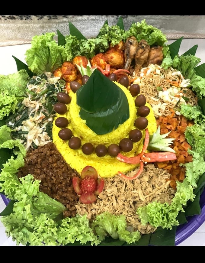 Nasi Tumpeng @20 orang